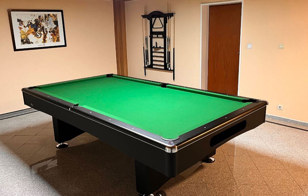 Billardtisch Black Pool 9ft in Berlin